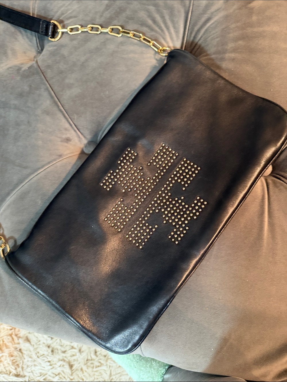Tory Burch Black Leather Bag with Gold Chain - Picture 2 of 13